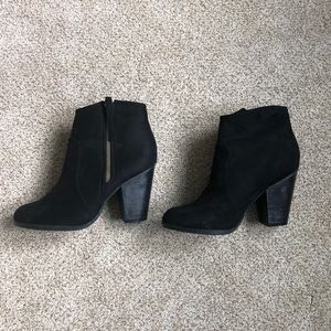 Journee Collection Bootie, Size 8